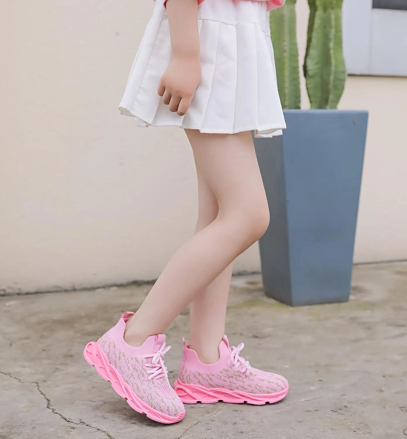 Детские кроссовки для девочек и мальчиков с дышащим верхом DADAWEN, Hot Pink — фото 2
