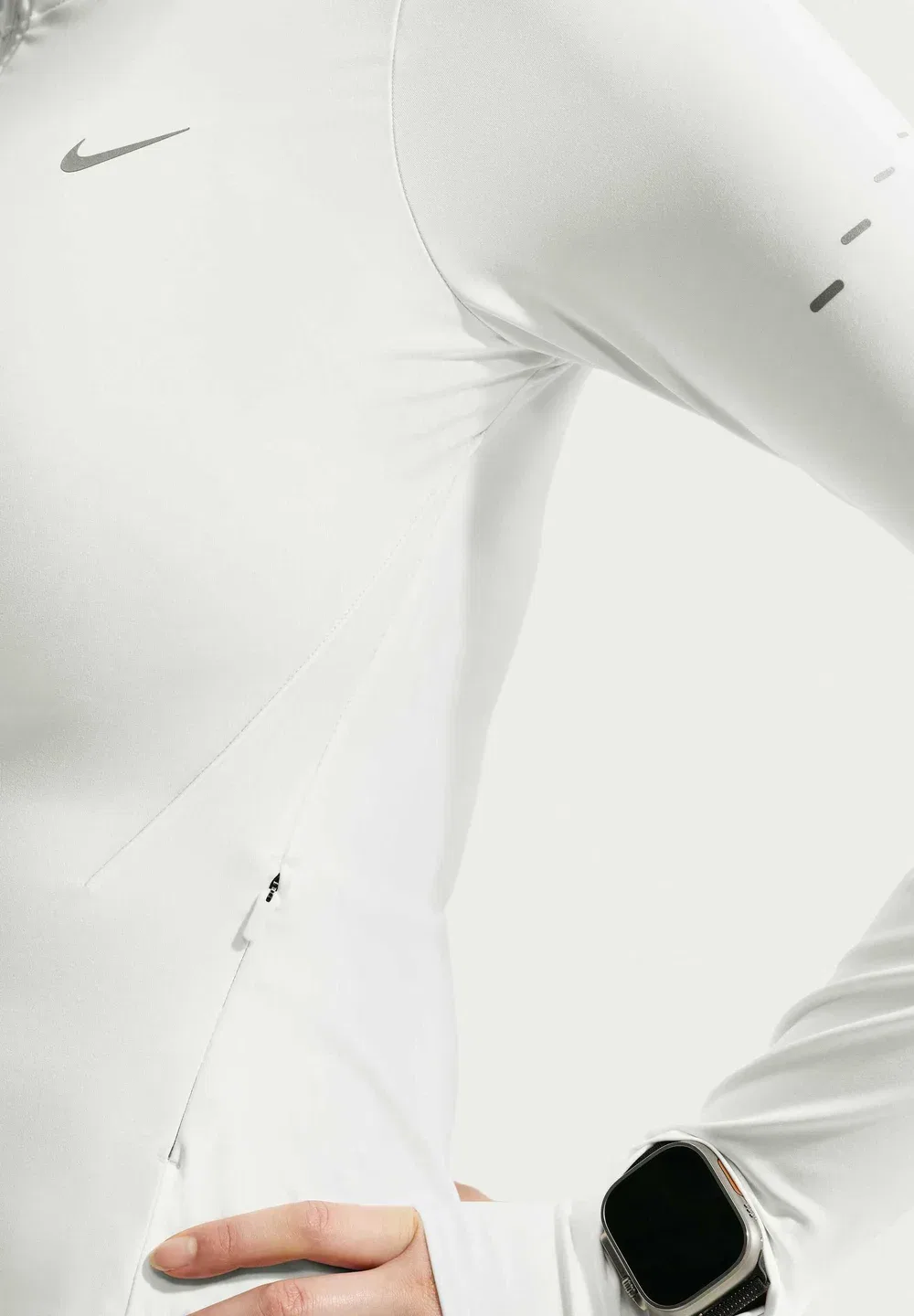 W nk swift df fz jkt - тренировочная куртка Nike Performance, Sail/Reflective Silv — фото 3
