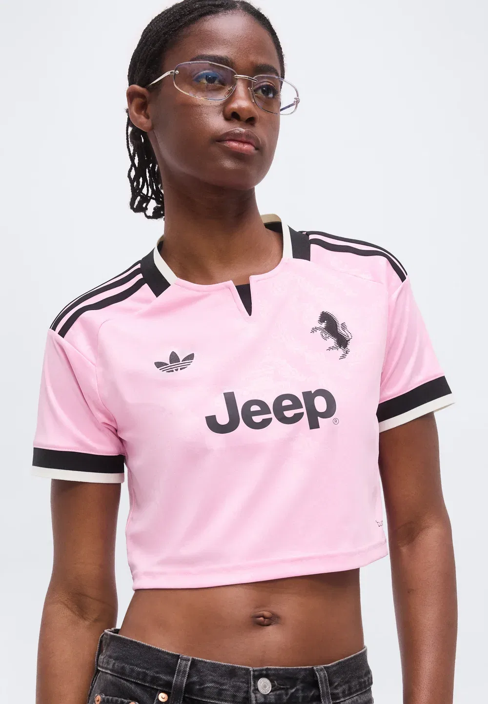 Футболка «Ювентуса» на выездной матч 26/27 (укороченная версия) Adidas Originals, True Pink/Black — фото 4