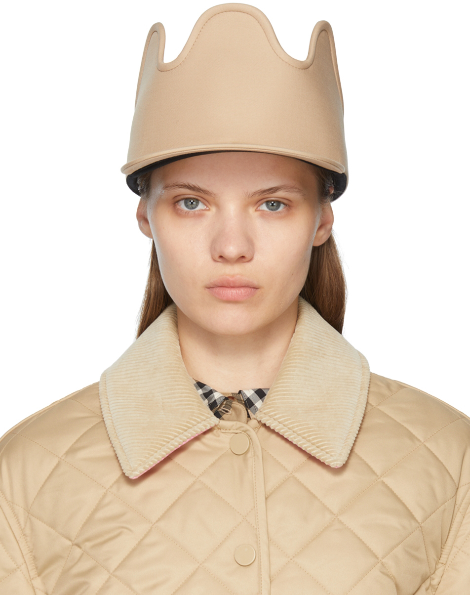 

Бежевая кепка Burberry
