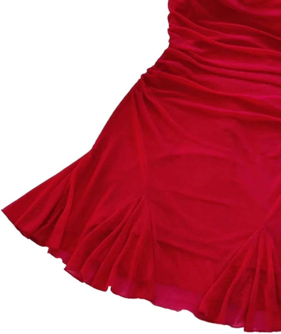 Женское мини-платье на тонких бретелях с открытыми плечами, Red — фото 2