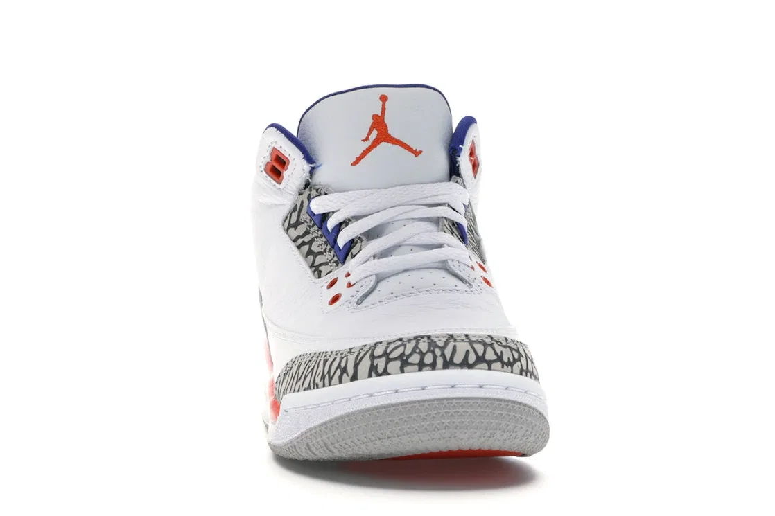 Детские кроссовки с принтом слоновой кости Jordan 3 Retro Jordan, White/Old Royal-University Orange-Tech Grey — фото 2