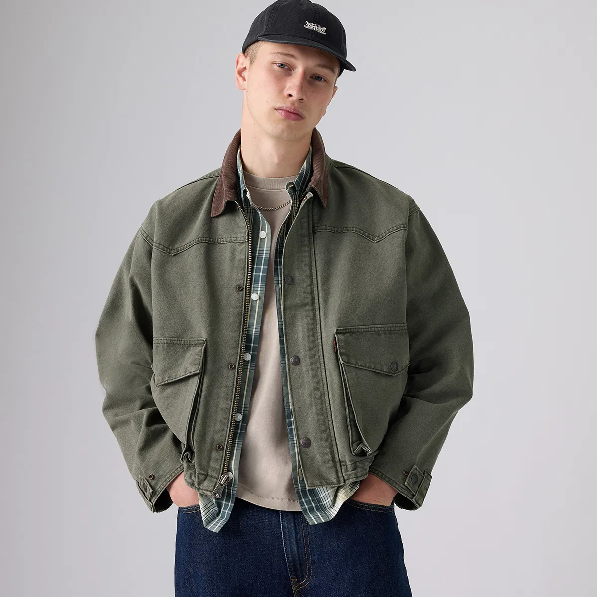 Мужская куртка с отложным воротником Army Green Levis — фото 4