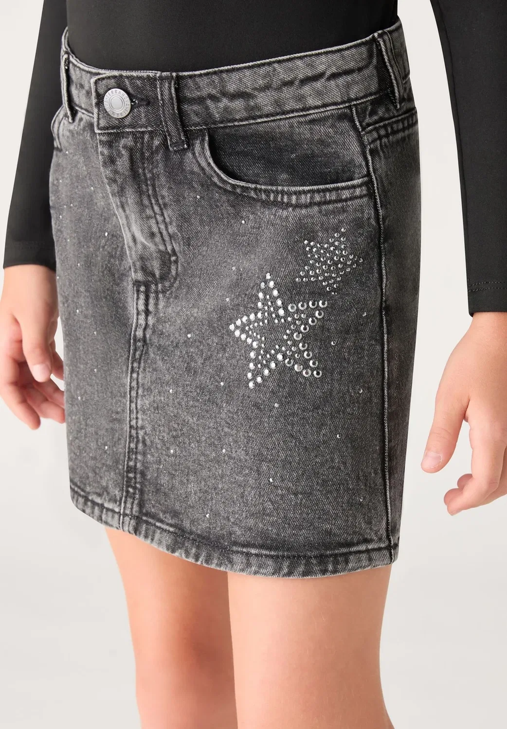 Собираюсь мини с приложением на звезду - мини-юбка Terranova, Var Grigio Denim — фото 4