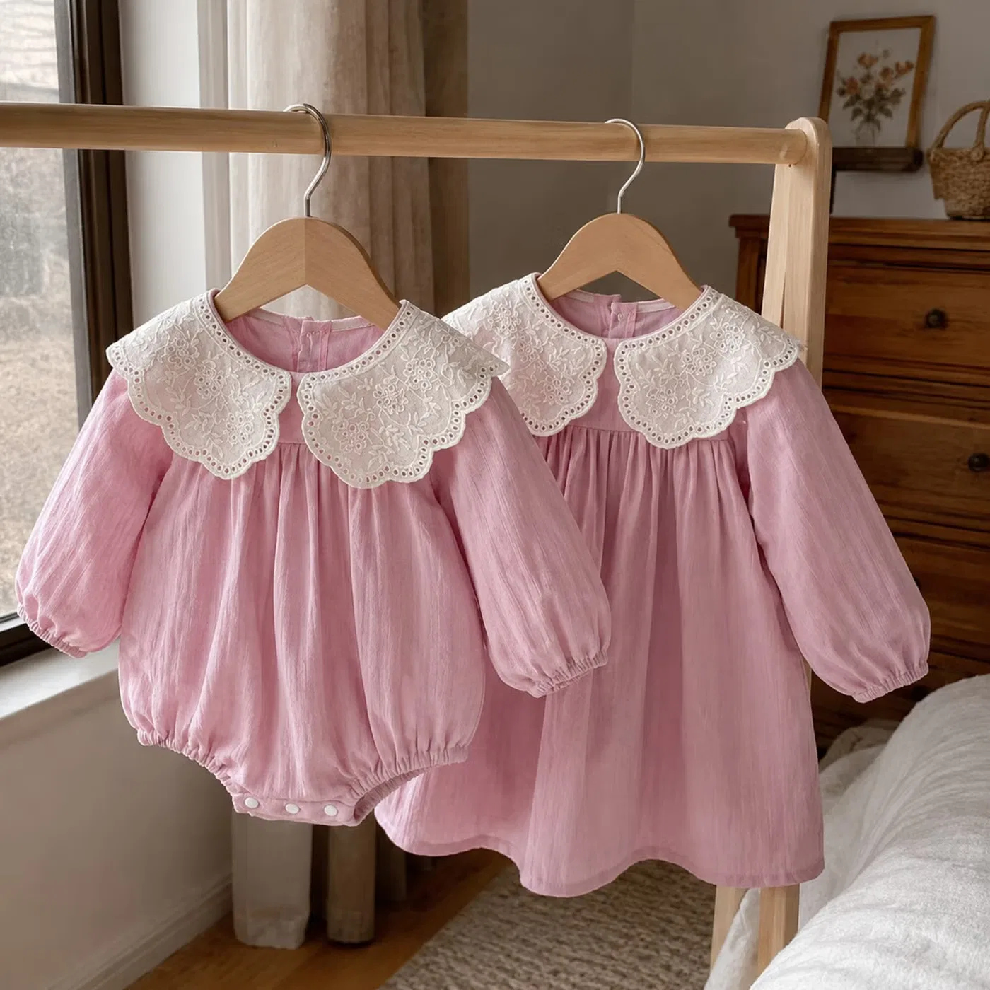 Платье с длинным рукавом и кружевным воротником Bloomknit, пыльно-розовый