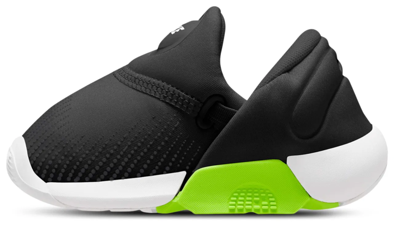 Кроссовки для мальчиков Swoosh Go Nike, цвет White/Volt/Black — фото 2