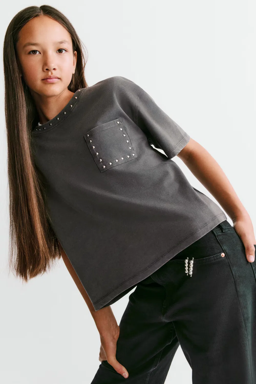 Хлопковая футболка с заклепками H&M, Ausgewaschenes Grau — фото 3