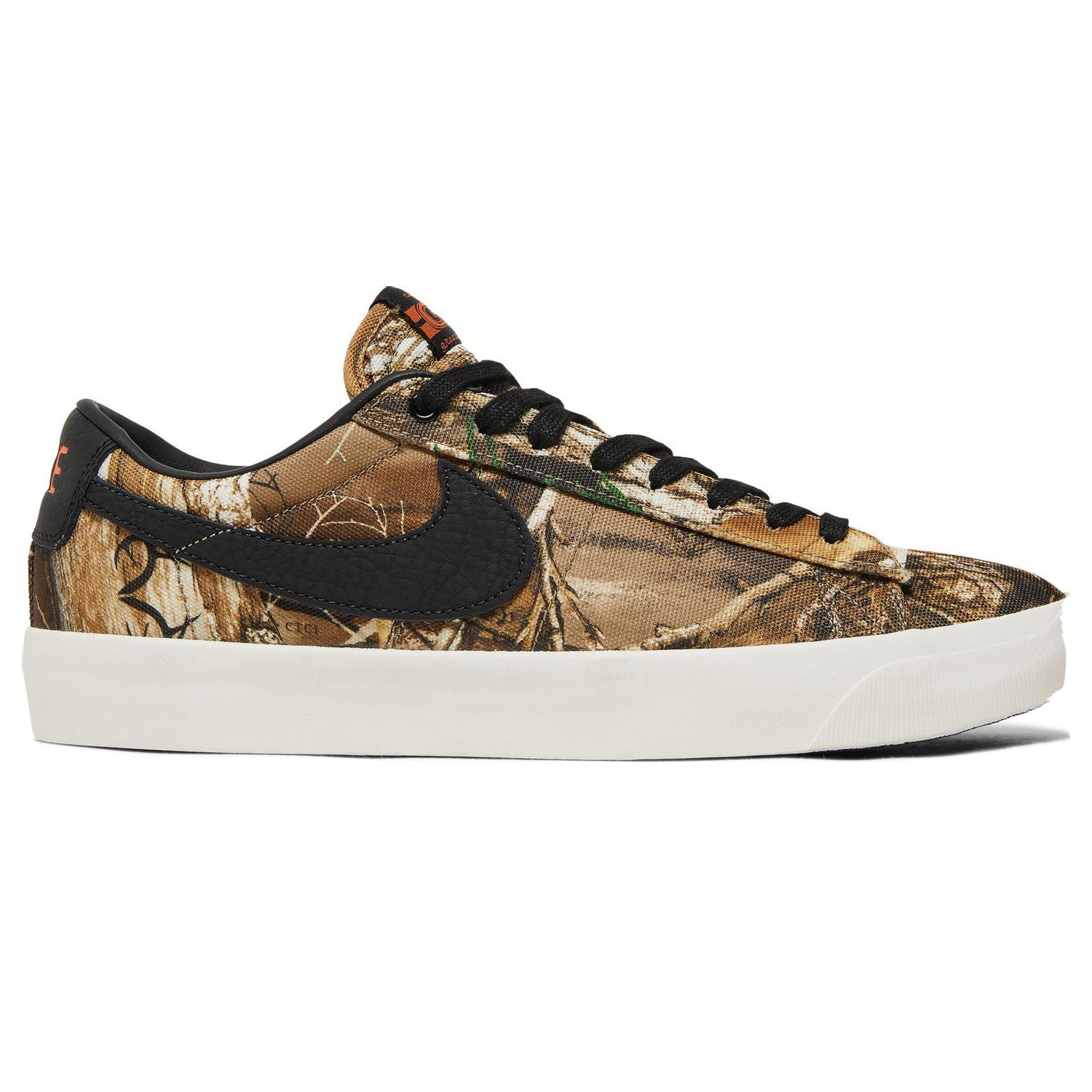 

Кроссовки Nike Blazer Low Pro GT Premium SB 'Brown Realtree', Черный