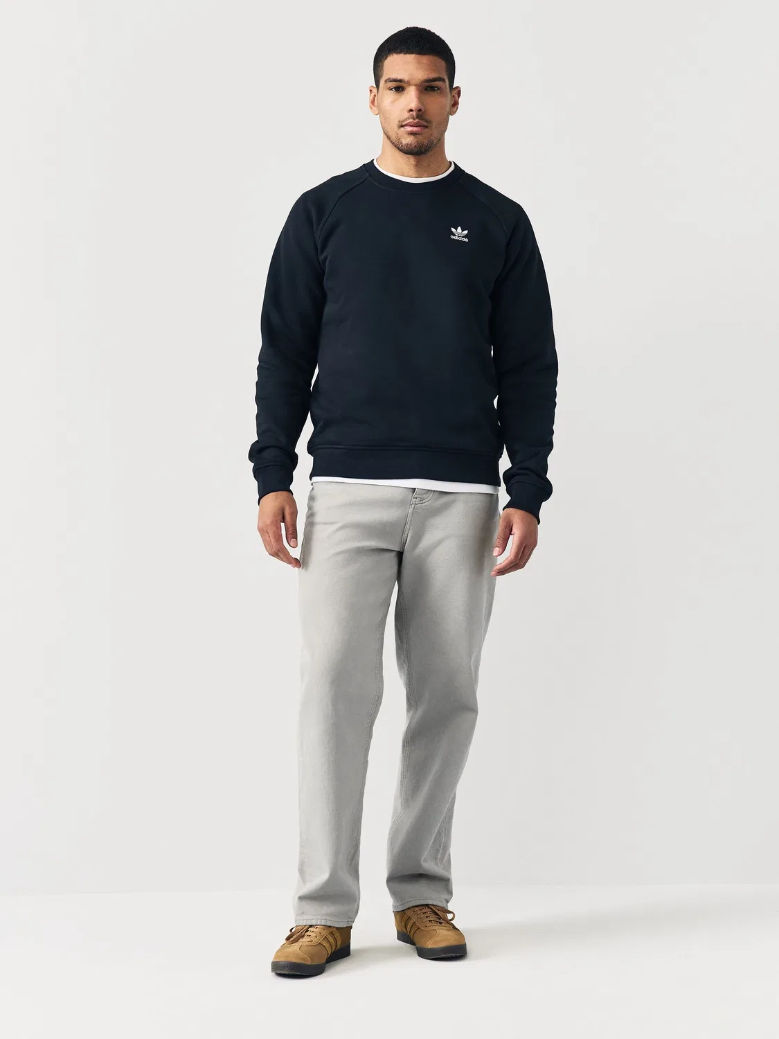 Свитшот Originals Essentials, adidas Originals, черный — фото 3