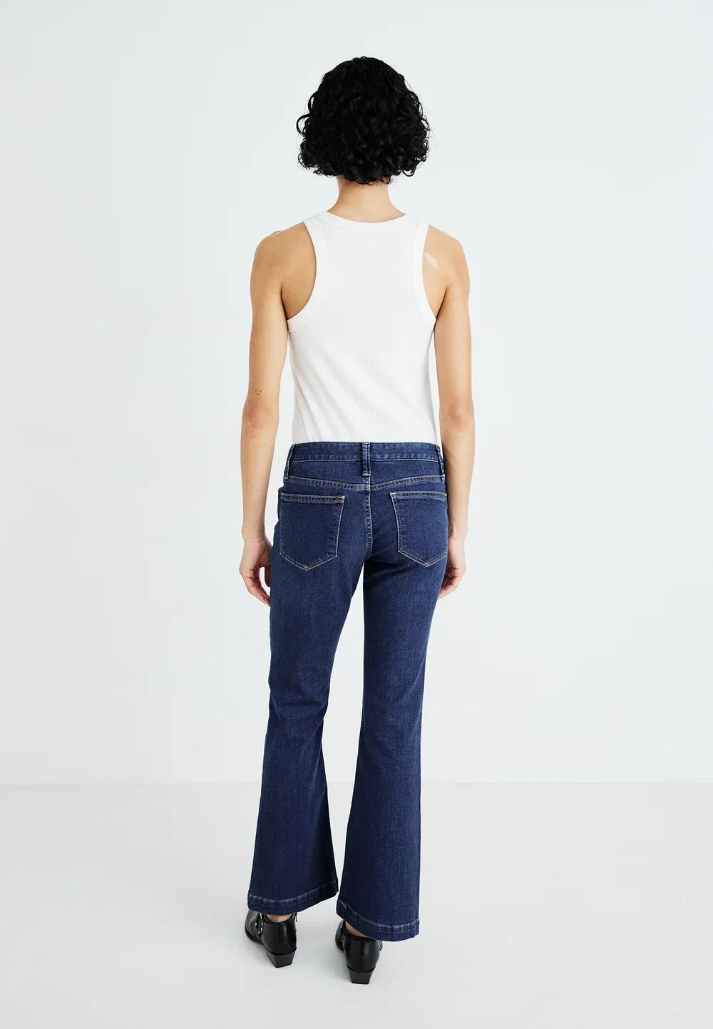 Длинные и облегающие джинсы А-силуэта Gap, Dark Indigo — фото 3