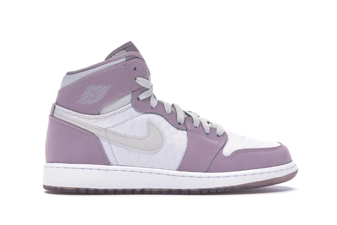 Детские кроссовки Lifestyle Jordan 1 Retro Jordan, Light Bone/Metallic Gold-Plum Fog-White