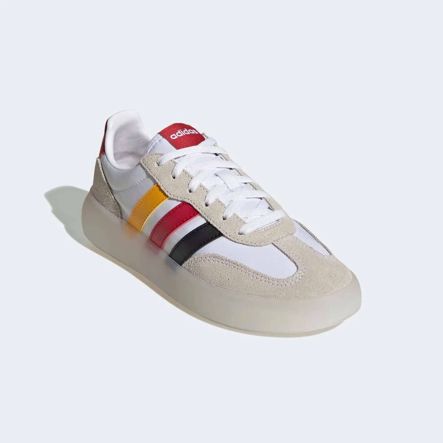 Детские футбольные бутсы с низким профилем Barreda Decode Kids Adidas Performance, Ftwwht/Cogold