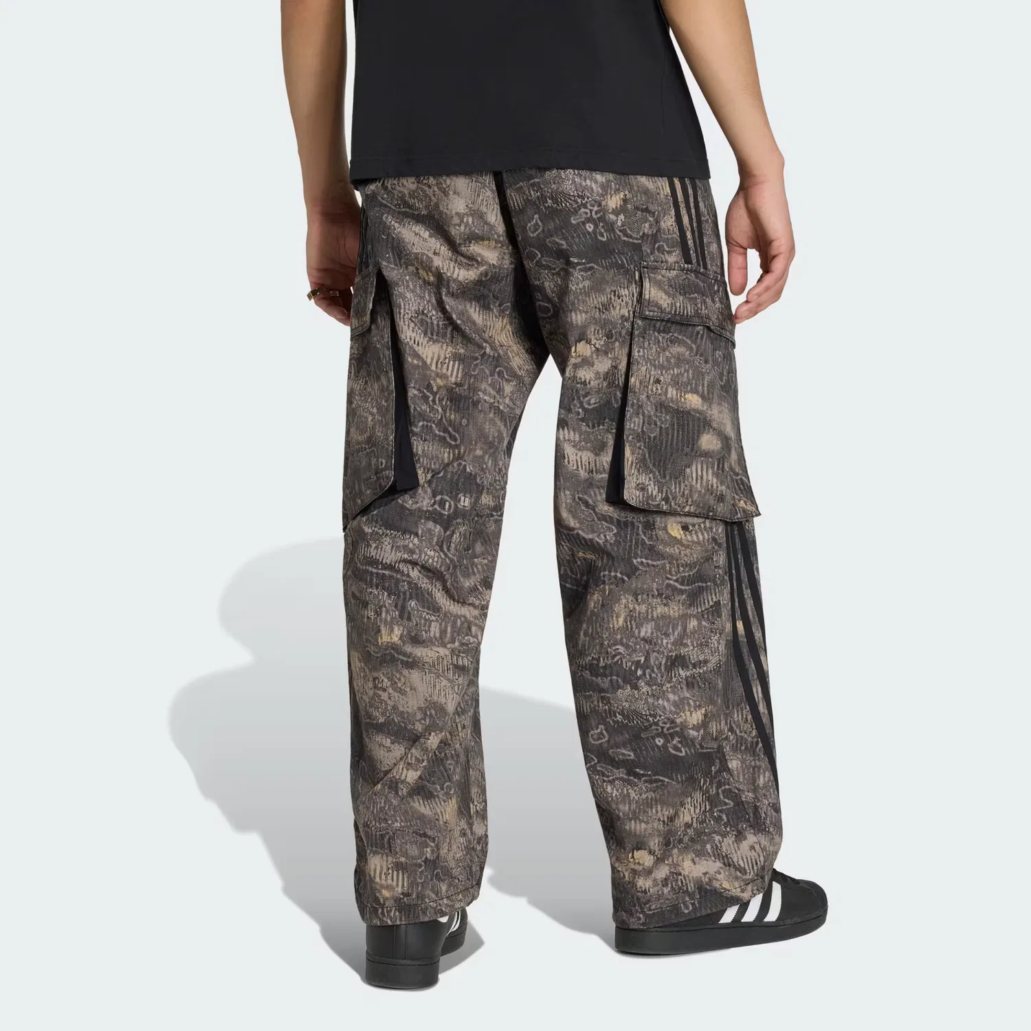 Мужские брюки карго свободного кроя Adilenium Season 5 Adidas Originals, Chalk Pearl/Wonder Taupe — фото 2