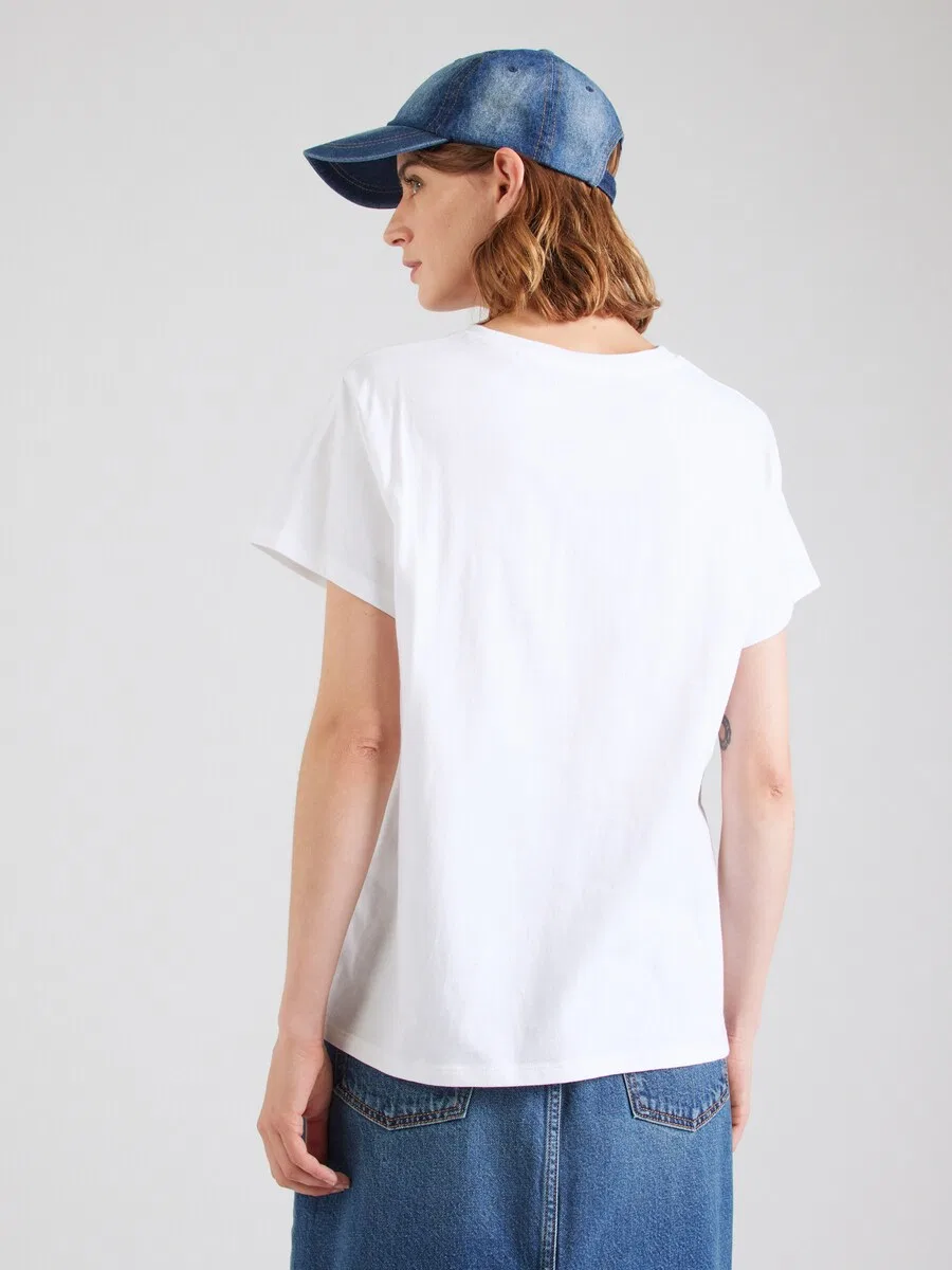 Футболка LEVI'S "Perfect Tee" белого цвета — фото 4