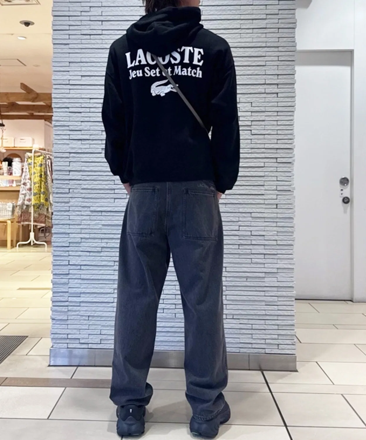 Мужское худи свободного кроя с принтом на спине LACOSTE, White — фото 3