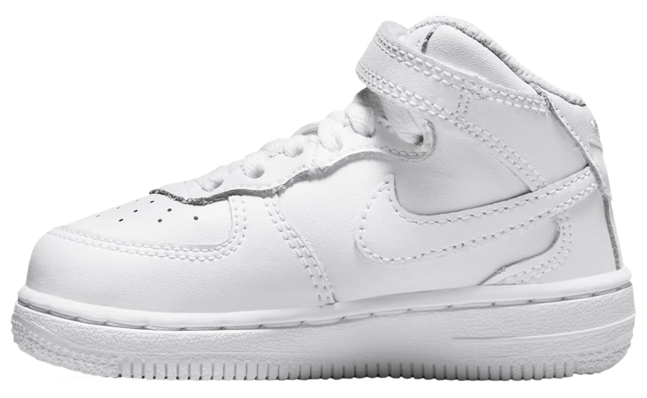 Детские кроссовки для мальчиков Nike Air Force 1 Mid LE, White/White/White — фото 3