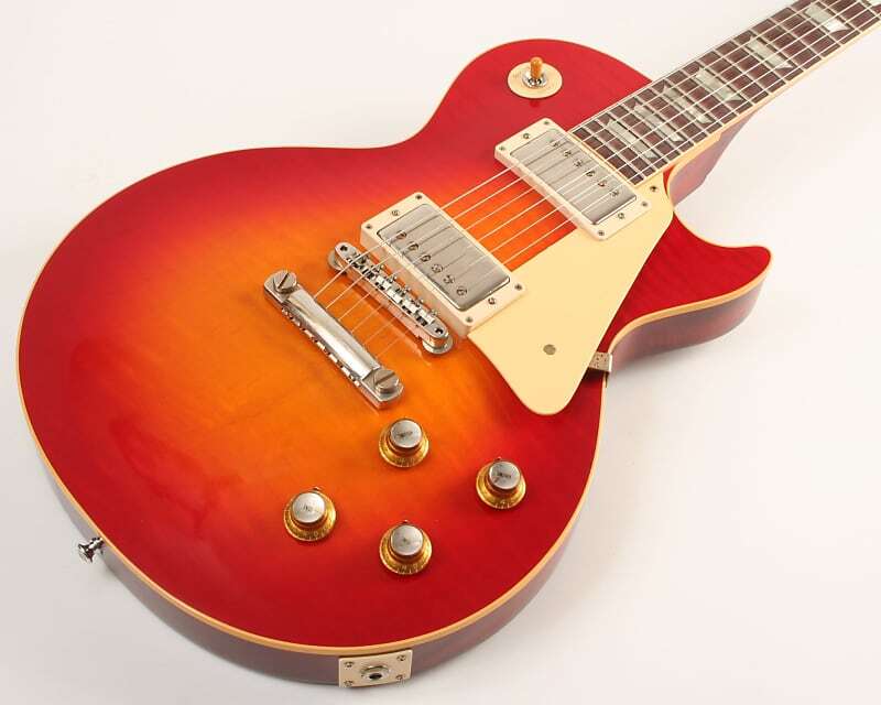 

Электрогитара Gibson Custom Shop 1960 Les Paul Standard Reissue Ultra Light Aged Murphy Lab Wide Tomato Burst 03385