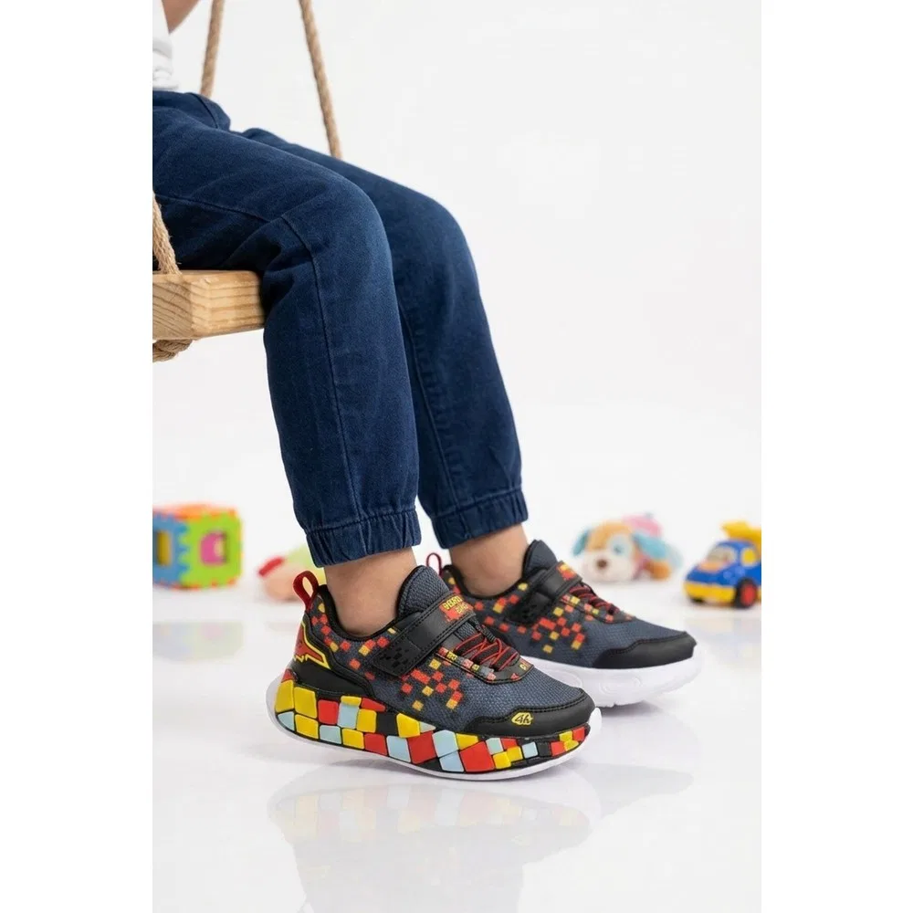 Детские кроссовки для мальчиков с подсветкой и липучками, Black Red Yellow 1030 P Ruffon