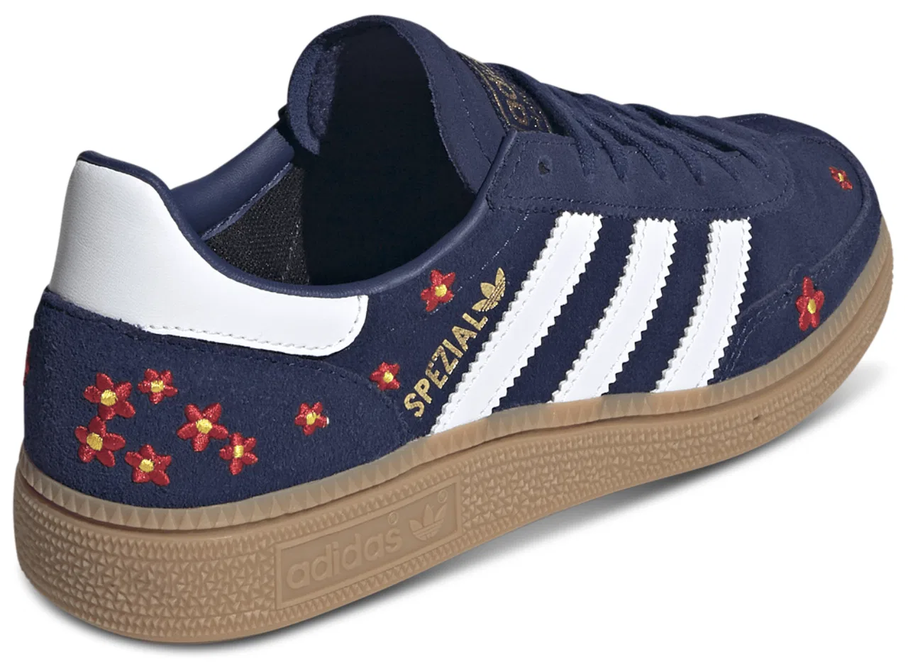 Кроссовки для девочек Handball Spezial Adidas, цвет Dark Blue/Footwear White/Gum — фото 3