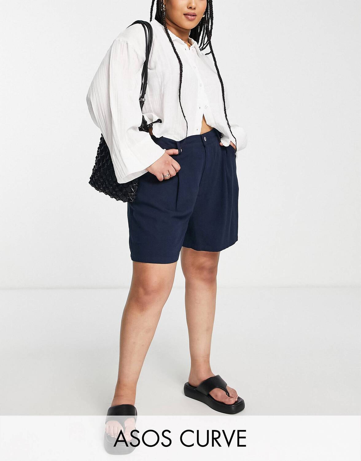 

Темно-синие льняные шорты для пап ASOS DESIGN Curve