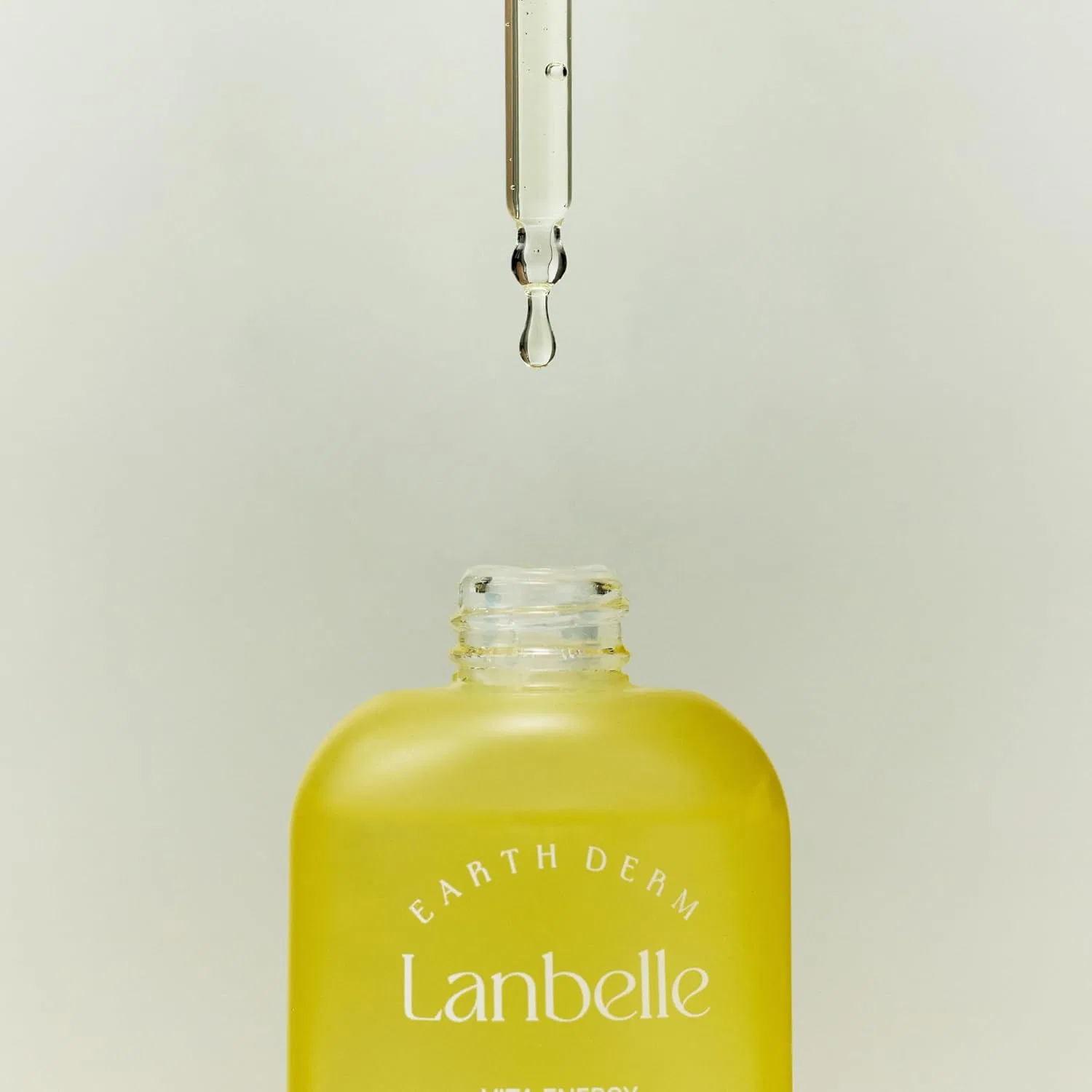 Сыворотка Lanbelle — Осветляющая Vitamin Energy Blemish Clear Ampoule, 30 мл — фото 4