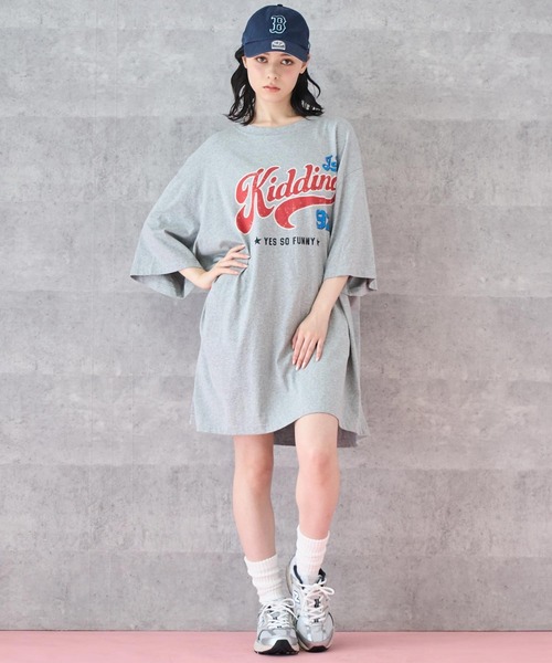 

Футболка оверсайз с ретро-логотипом ANAP, серый