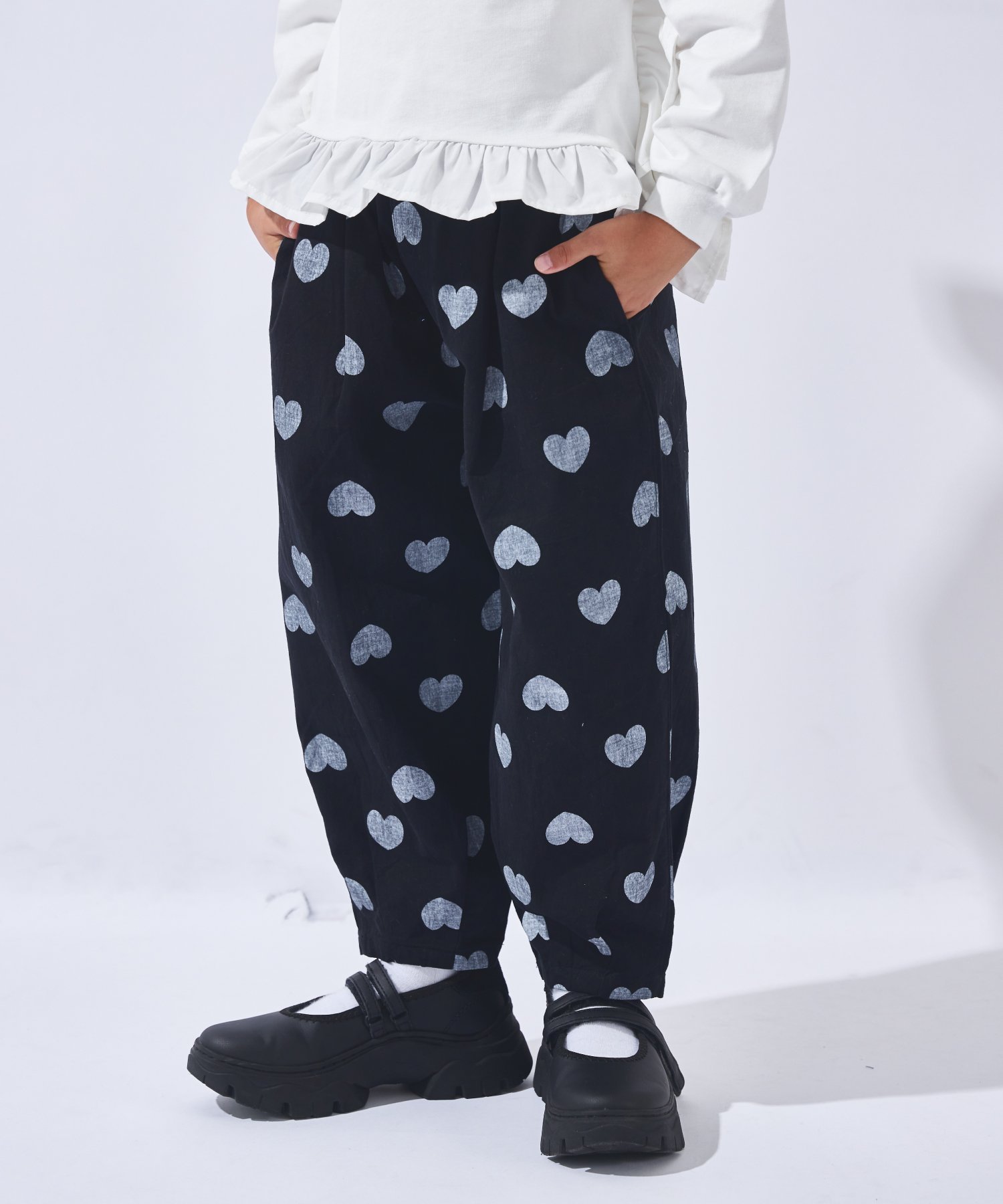 Длинные брюки с принтом по всей поверхности Ever Closet, Heart Black