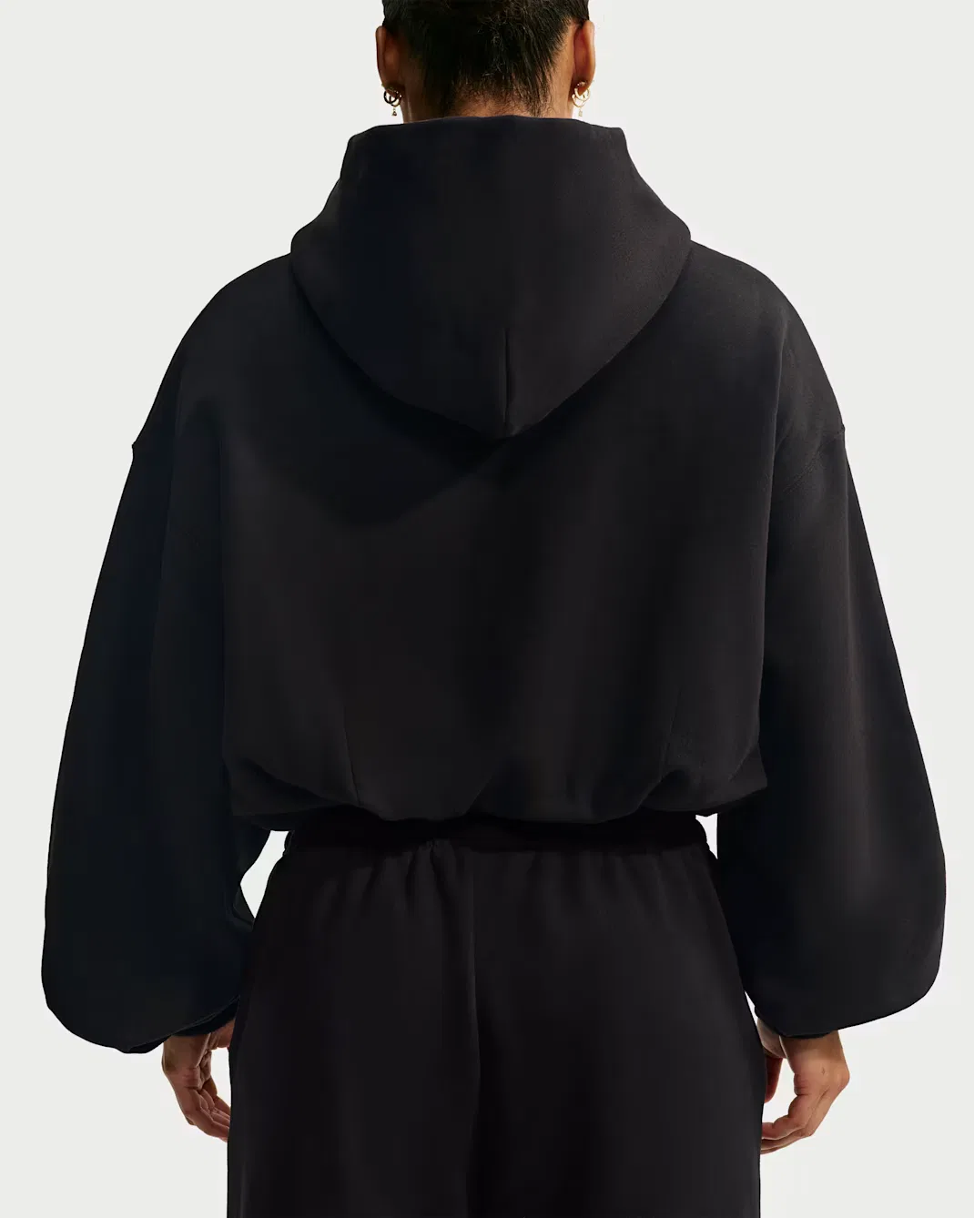 Женская укороченная толстовка оверсайз Nike Studio Fleece Medium Weight, Total Black/Sail — фото 2