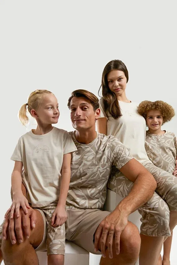 Детский комплект пижам с коротким рукавом Family pajama set mother, father and child pajamas are priced separately Arnetta, Sand — фото 2