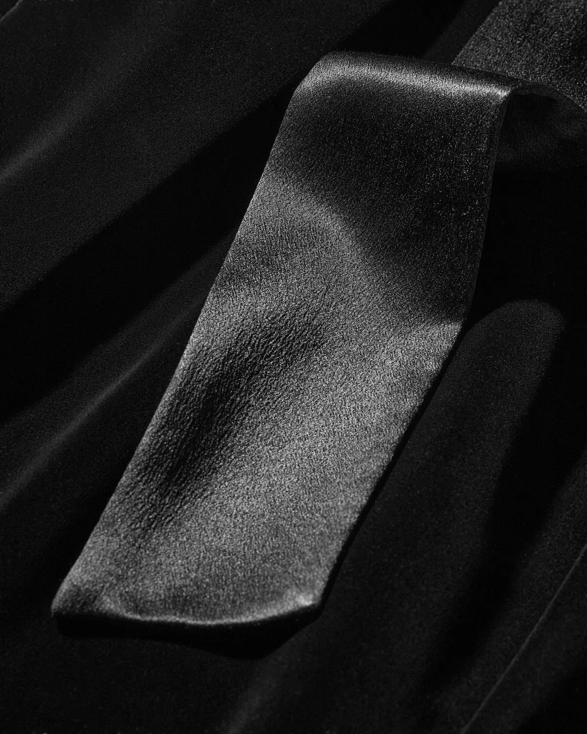Бермуды из бархата SAINT LAURENT, черный — фото 4