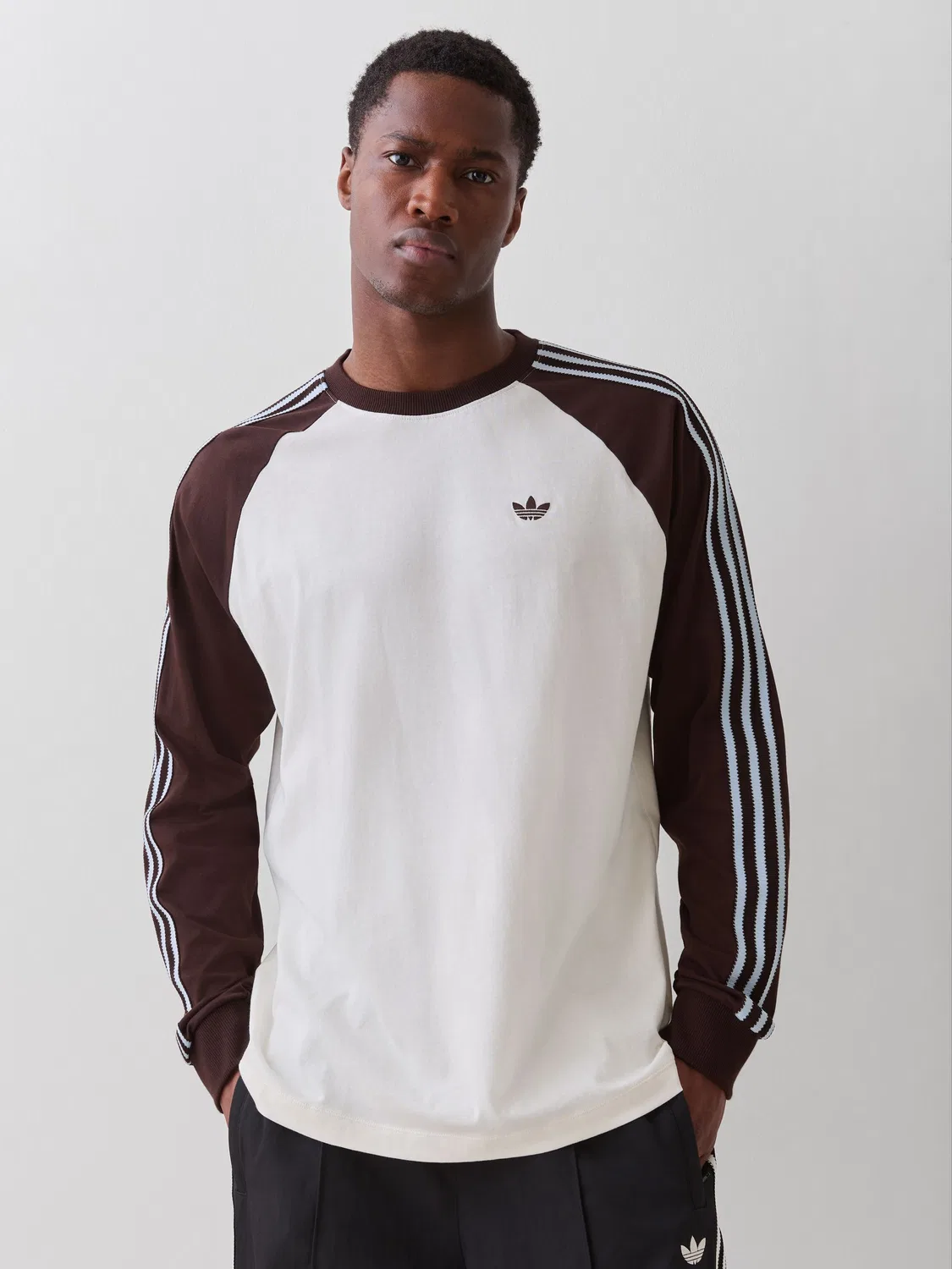 Футболка с длинным рукавом Britcore Cali, adidas Originals, бежевый