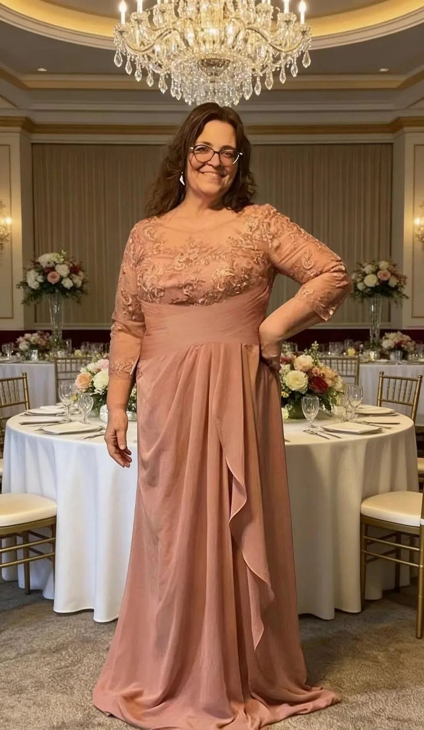 Женское длинное платье с кружевными аппликациями, Blush Pink — фото 2