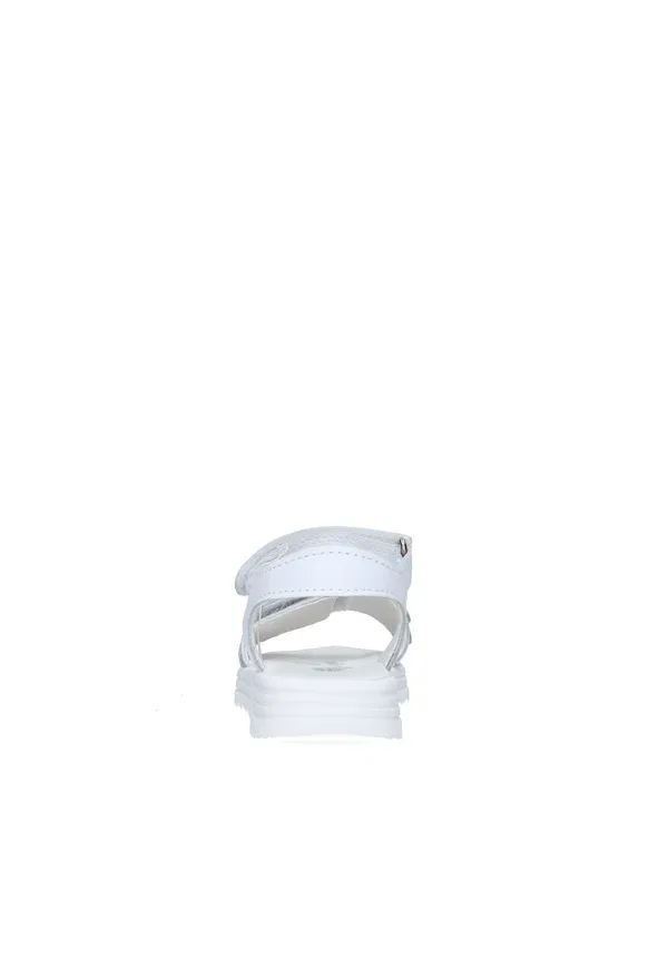 Сандалии с цветочной аппликацией walking sandals Primigi white, белый — фото 3