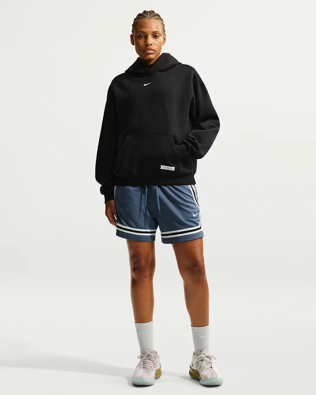 Женская спортивная баскетбольная толстовка Therma-FIT Nike, Black/White — фото 4