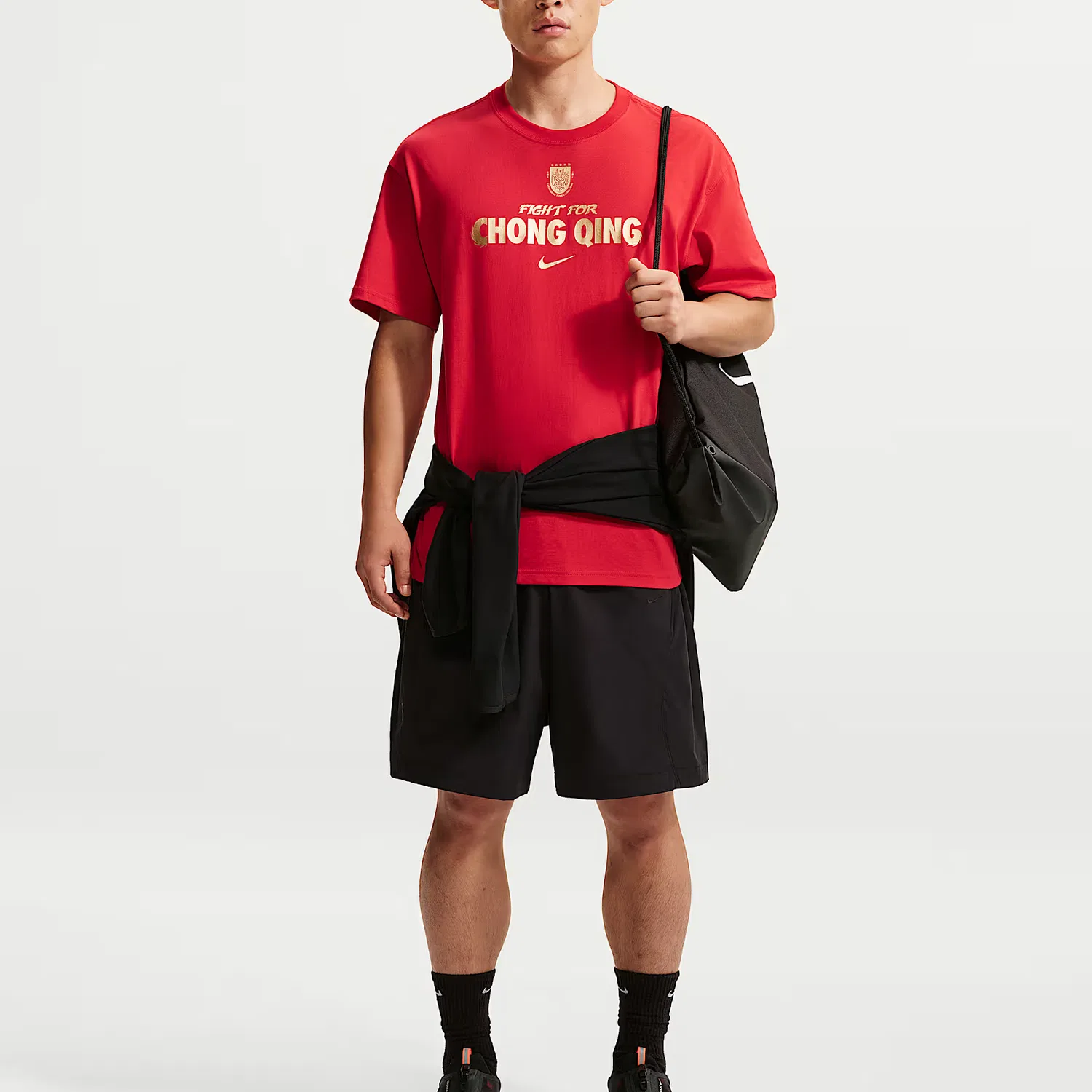 Мужская футболка с круглым вырезом Sports Red/Metallic Nike, Sports Red/Metallic — фото 3