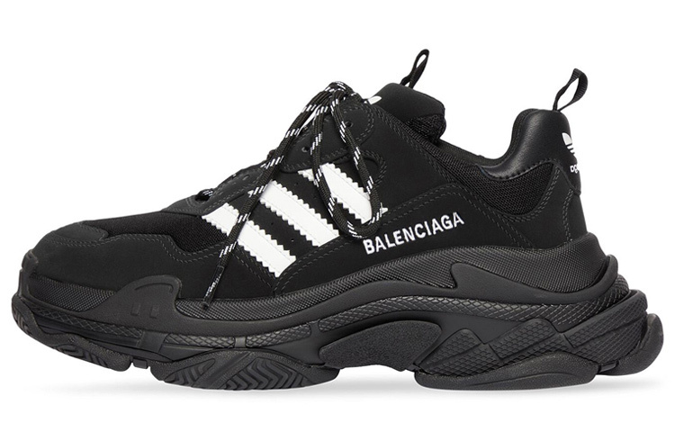 

Кроссовки Balenciaga Triple S Chunky Men, черный/белый