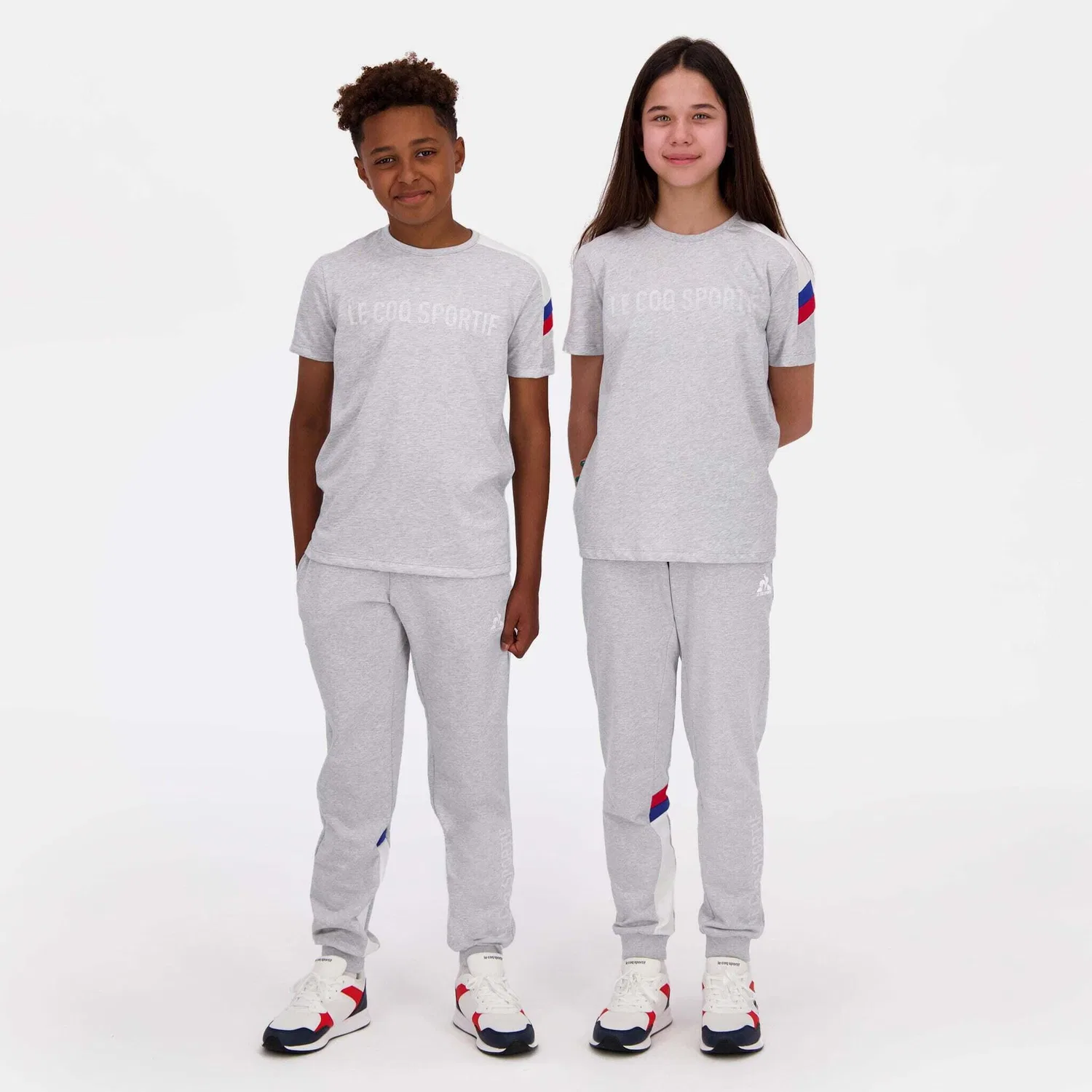 Детские спортивные штаны для мальчиков с эластичным поясом Le Coq Sportif Mini, Grau / Hellgrau — фото 4