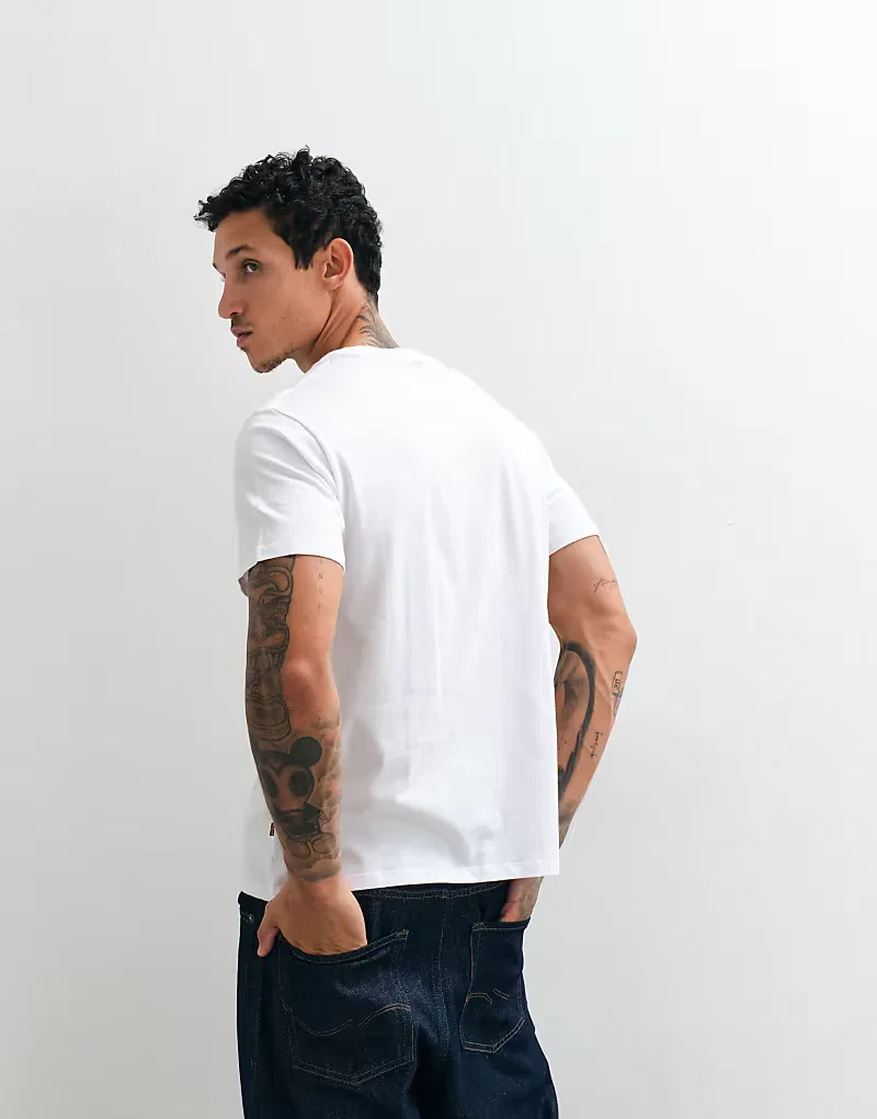Футболка Levi's с графическим камуфляжным логотипом, белая — фото 4