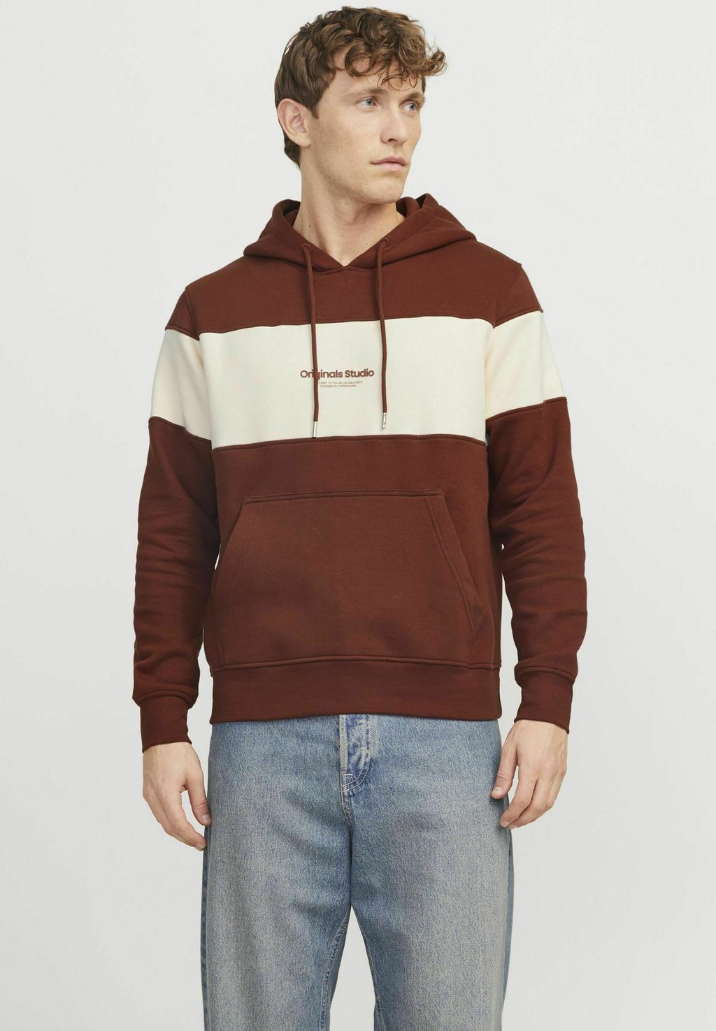 

Толстовка COLOUR BLOCKING Jack & Jones, коричневый