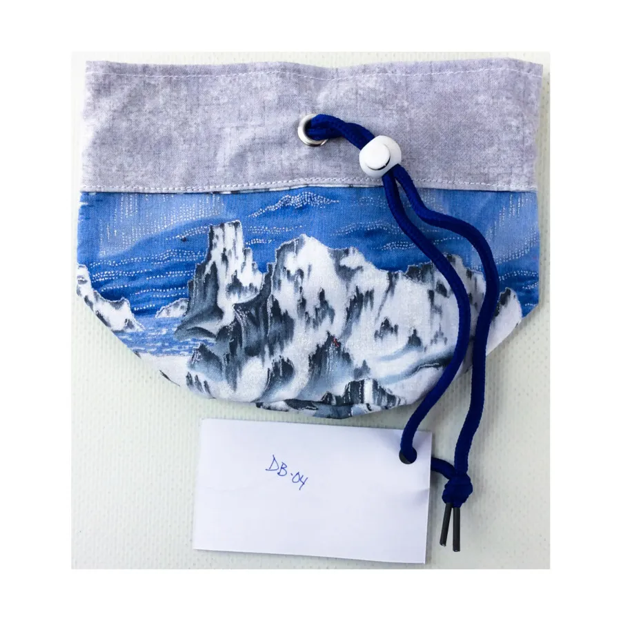 

Сумка Ледяные горы, Dice Bags (Lyndsey Helley)