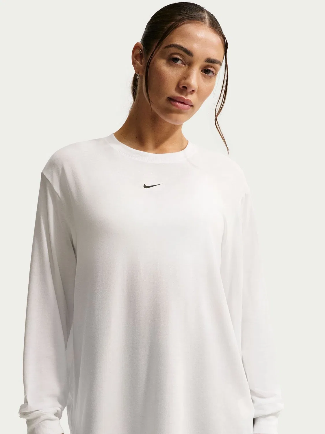 Футболка с длинным рукавом Nike One Relaxed Dri-FIT, белый/черный — фото 3