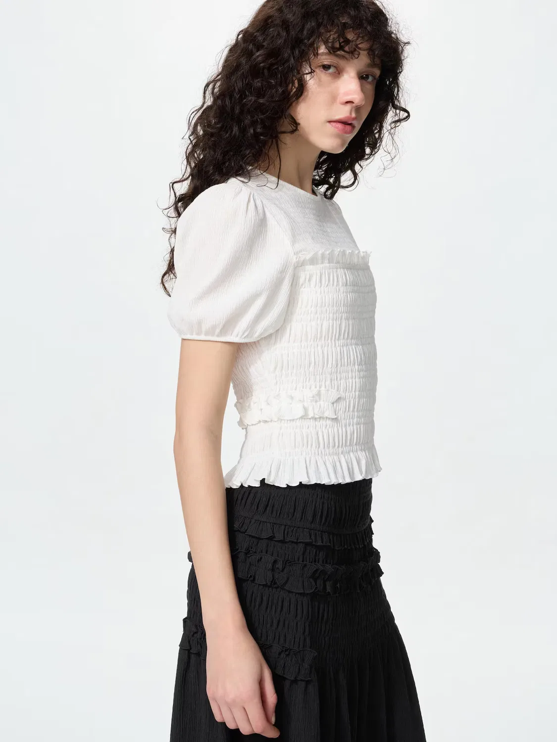 Футболка Uniqlo, с объемными рукавами, черный — фото 3