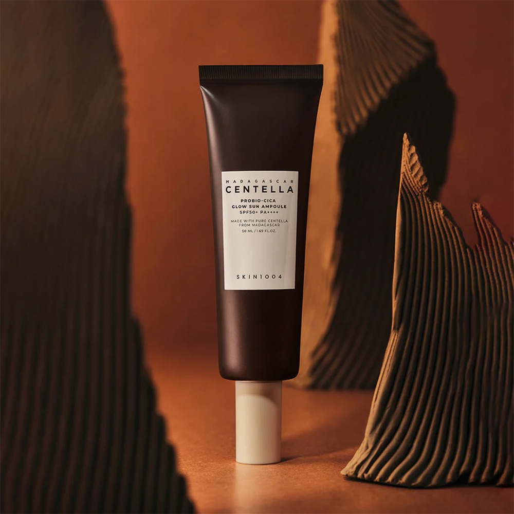Солнцезащитный крем madagascar centella probio-cica glow sun ampoule spf50+ pa++++ Skin1004, объем 50 мл — фото 2