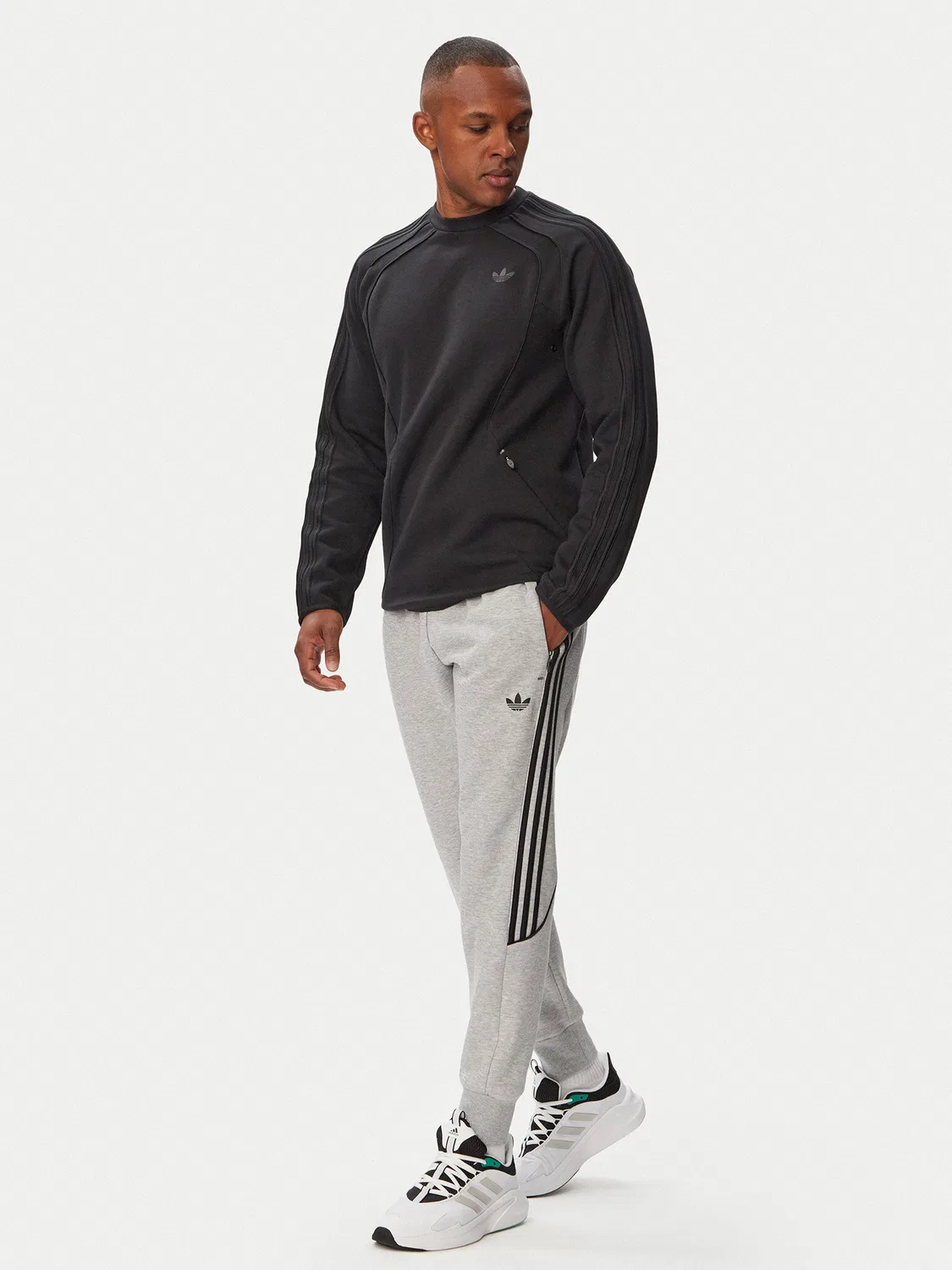 Мужская толстовка стандартного кроя Spacer Teamgeist Adidas, черный — фото 2