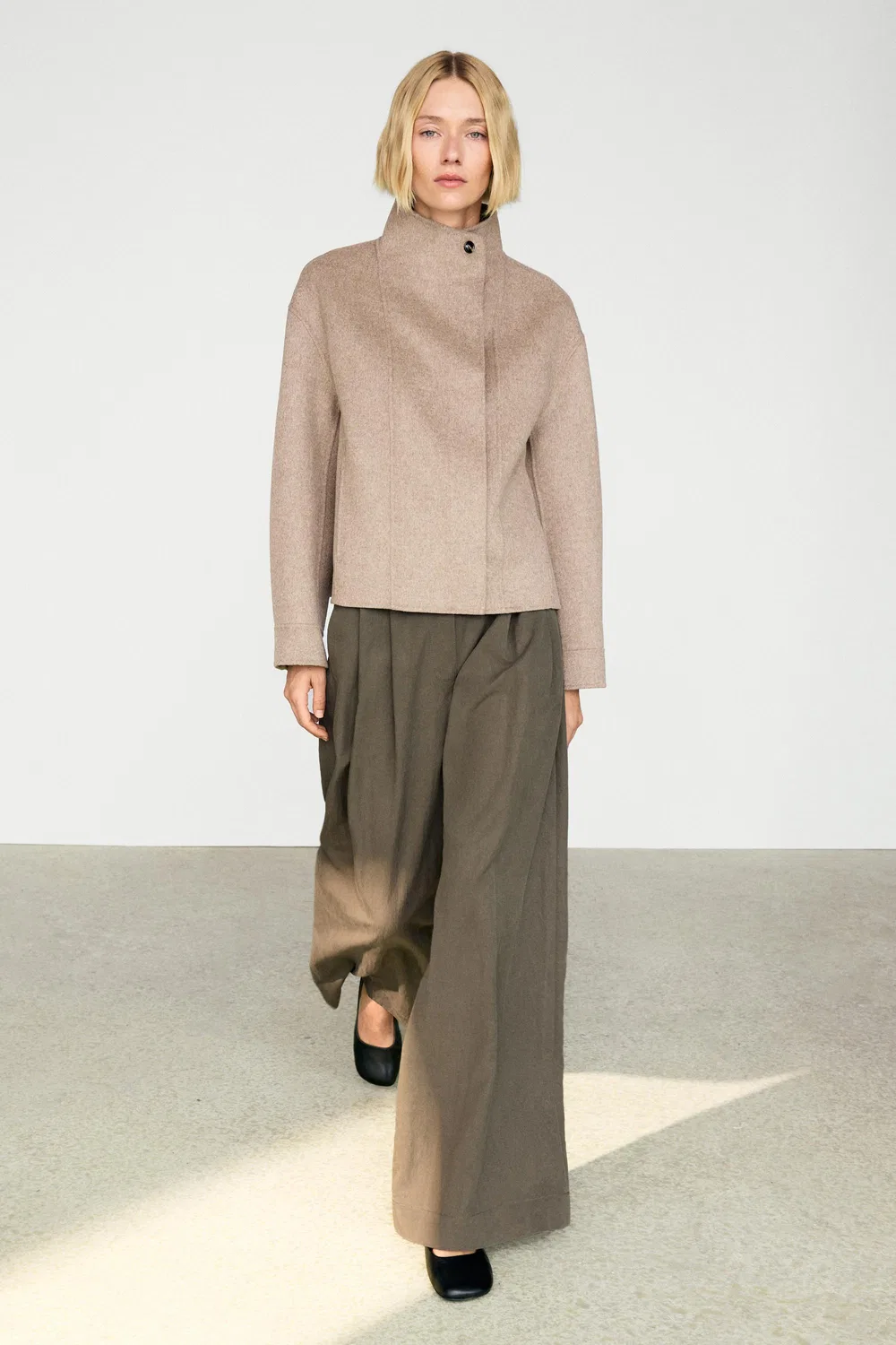 Куртка Massimo Dutti, короткая из шерстяной смеси, серо-коричневый