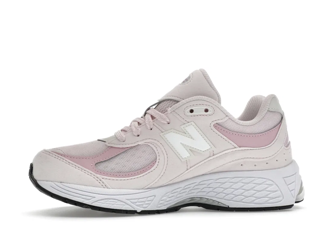 Детские кроссовки для мальчиков и девочек с замшевыми вставками New Balance 2002R, Pink Granite/Mid Century Pink — фото 3