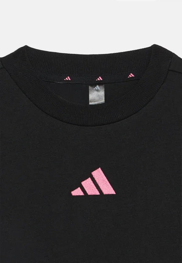 Детская футболка унисекс в полоску - спортивная футболка Adidas Performance, розовый — фото 3