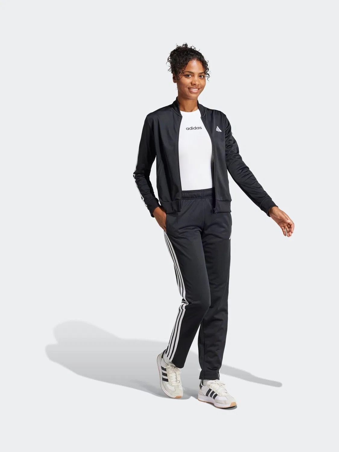 Спортивный костюм adidas Black Essentials 3-Stripes, черный — фото 3
