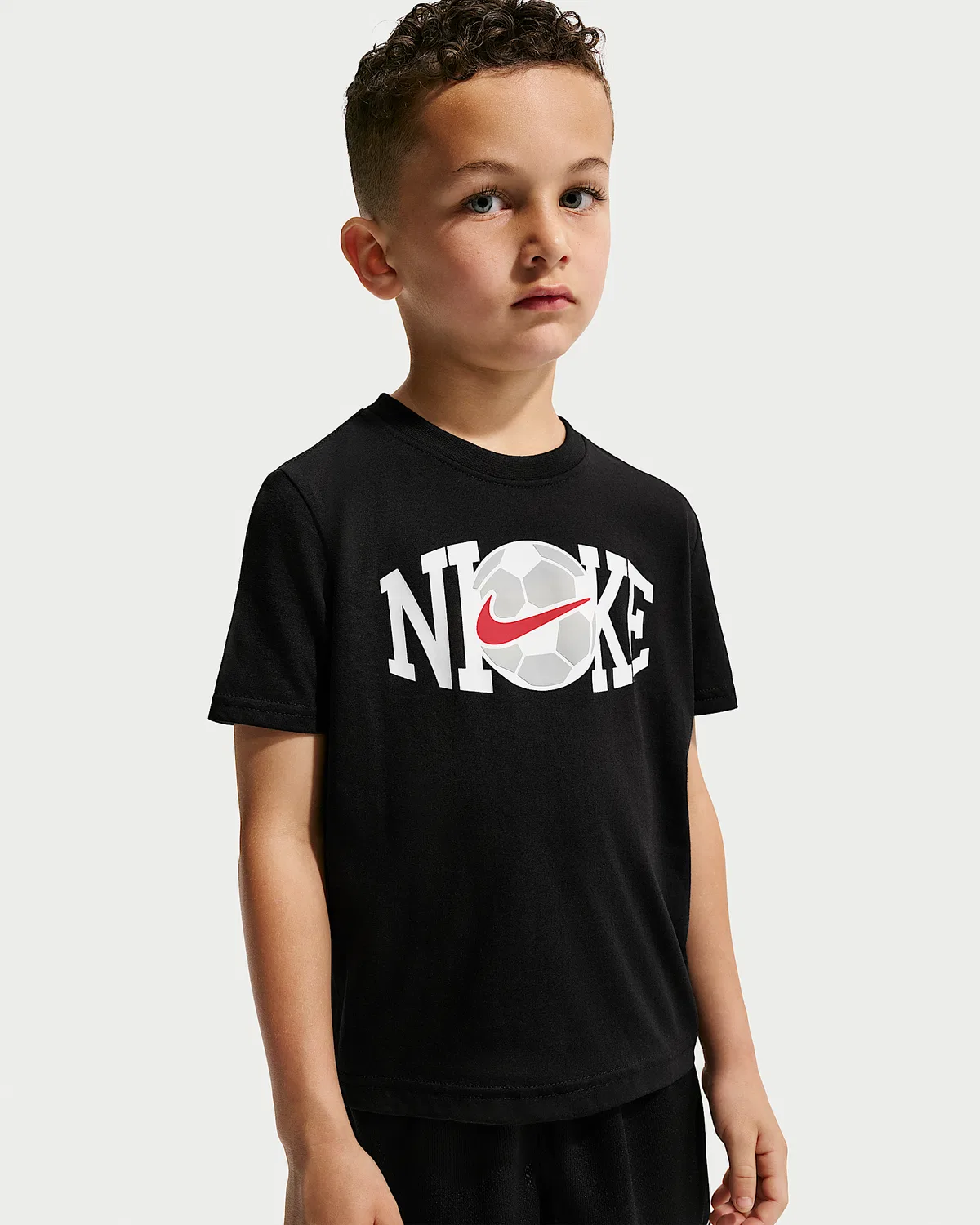 Детский футбольный комплект с принтом Nike (футболка и шорты), Black — фото 2