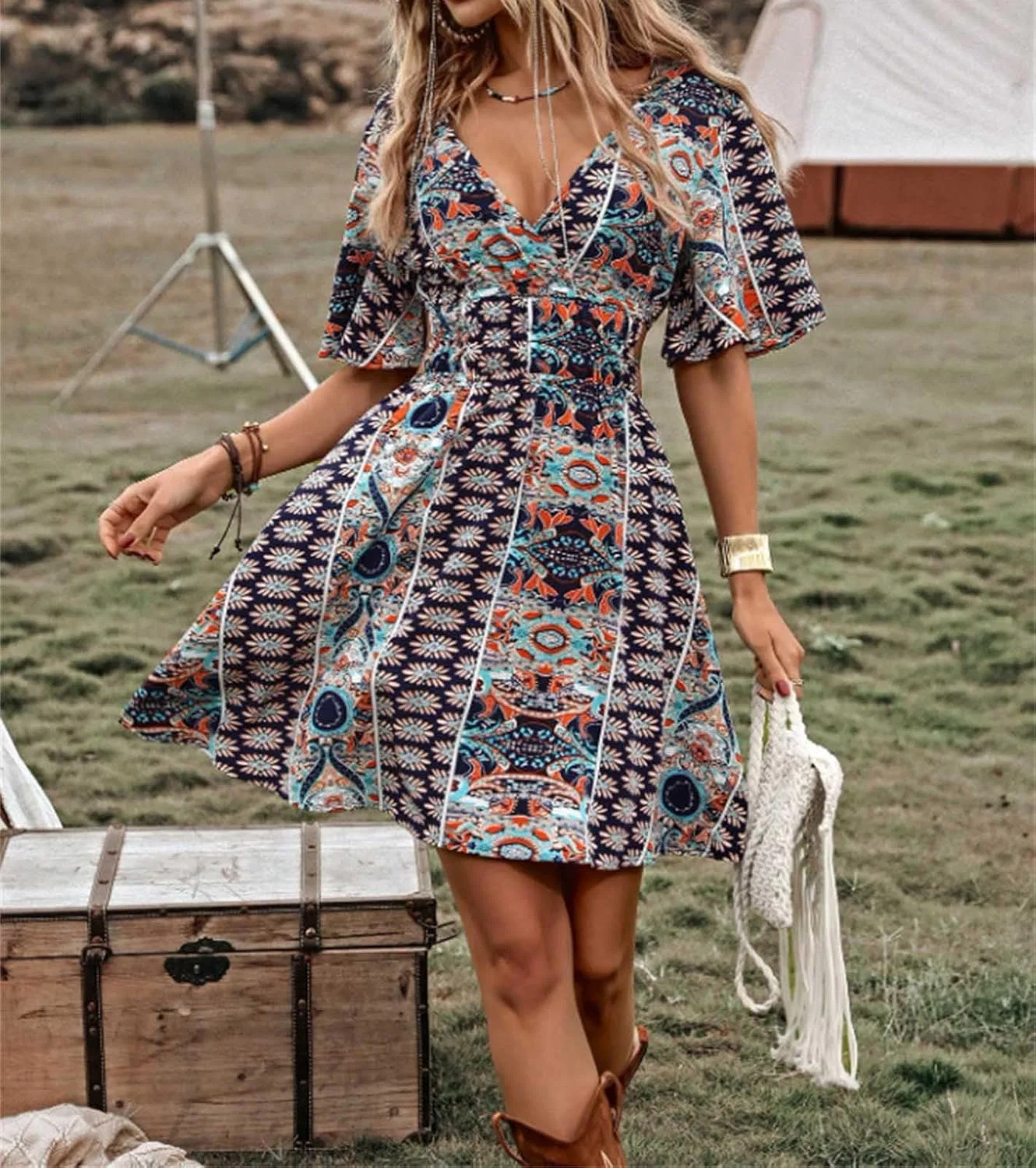 Женское мини-платье с богемным принтом Flutter Sleeve Cutout Back Summer Festival, Blue — фото 2
